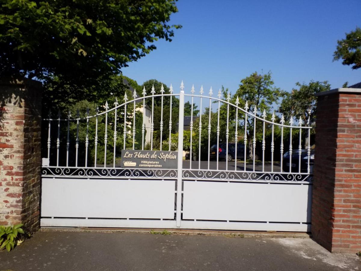 Appartements Et Gite Les Hauts De Sophia Trouville-sur-Mer Dış mekan fotoğraf