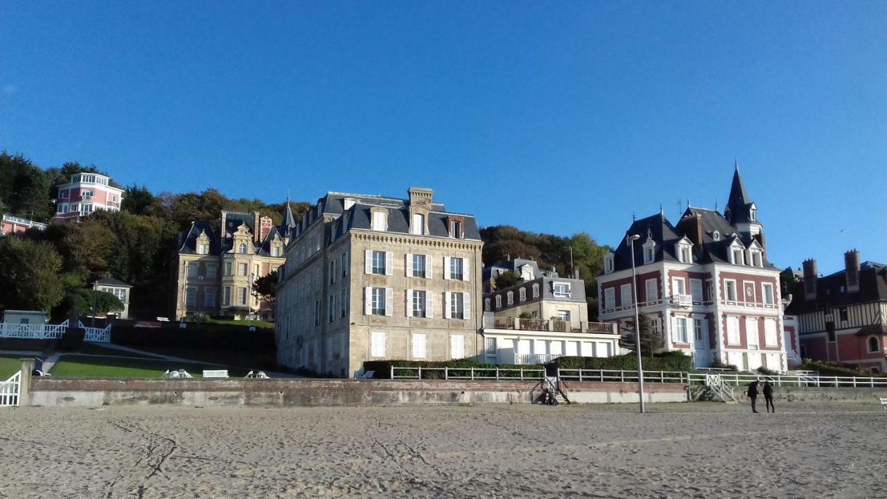 Appartements Et Gite Les Hauts De Sophia Trouville-sur-Mer Dış mekan fotoğraf